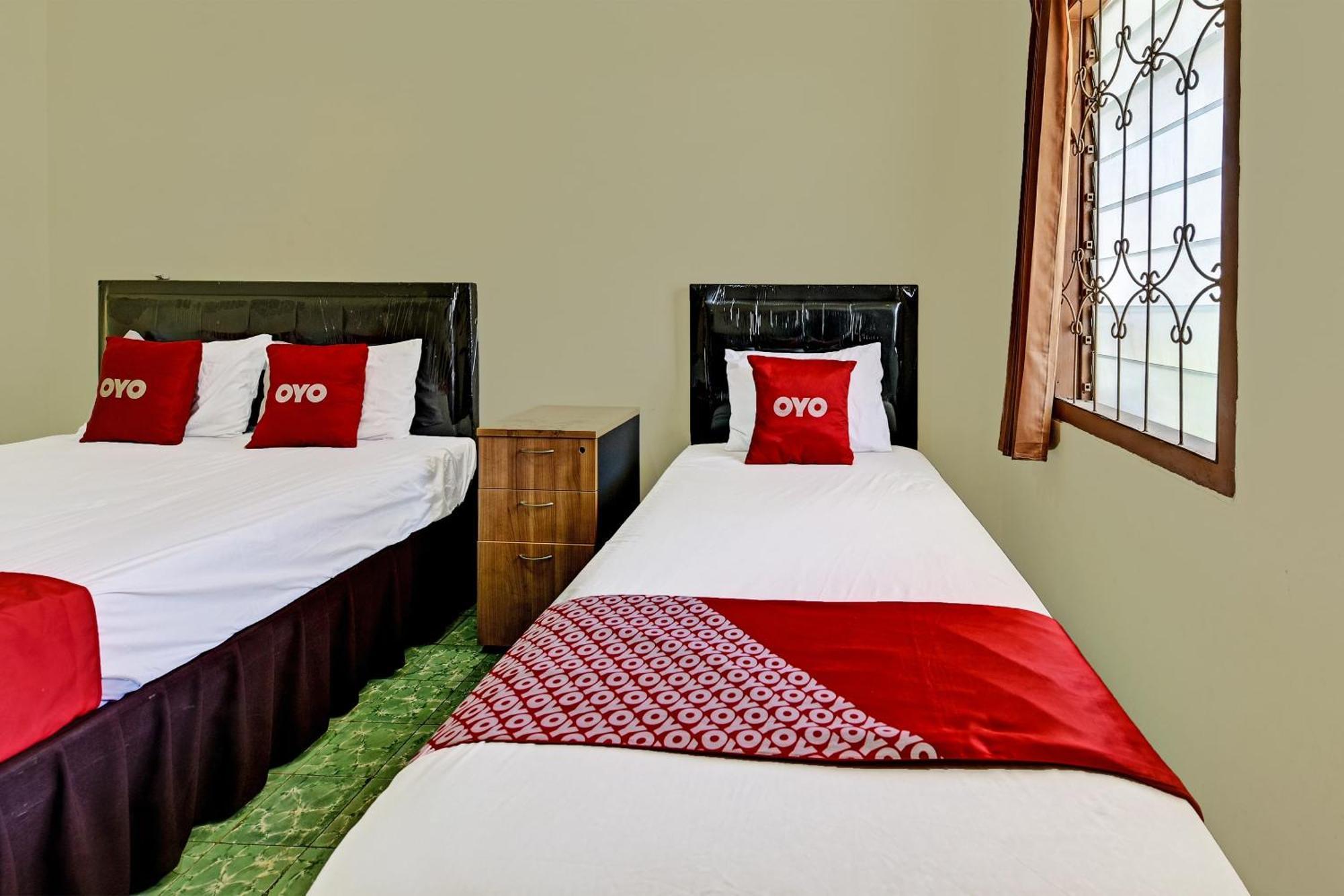 Oyo 90443 Hotel New Kartika In Cilopadang エクステリア 写真